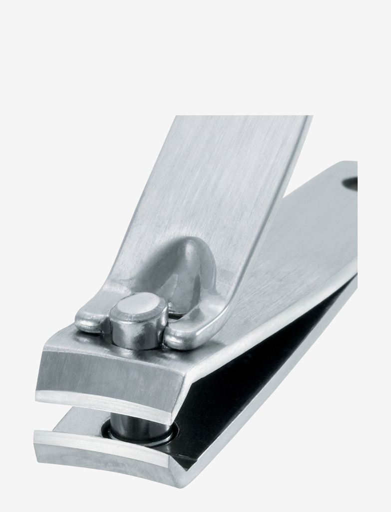 Fingernail clipper